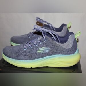 Skechers Women's Vapor Foam- Summer Journey Sneakers. Purple & Green. Size 9.
